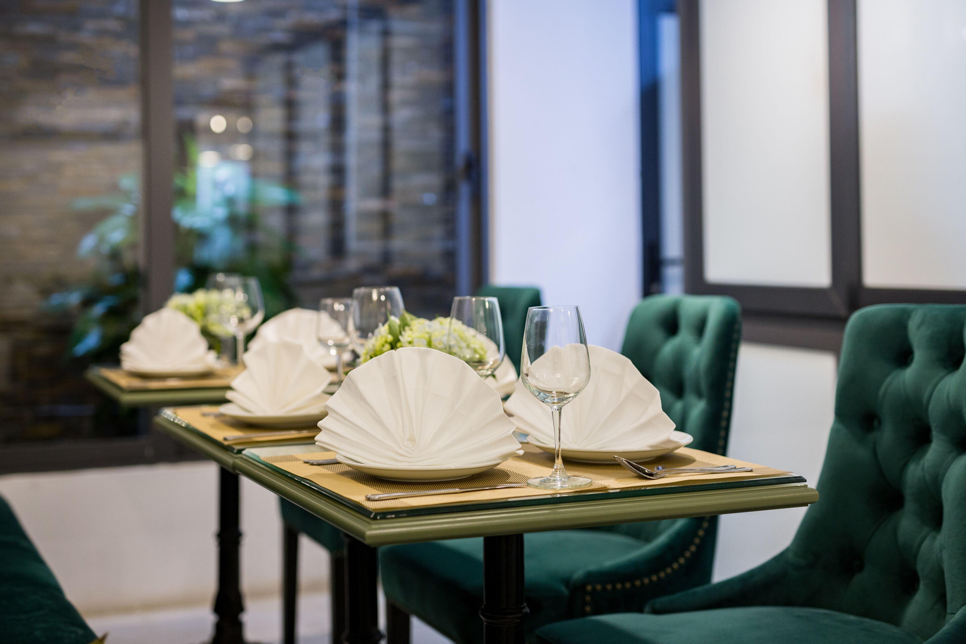 Gatsby Hanoi Hotel & Travel — Photos 1